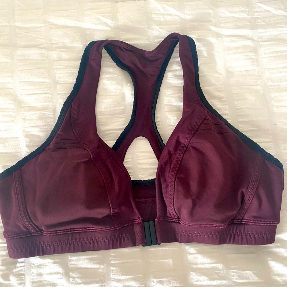 Lululemon maroon red halter front closure jog bra size small